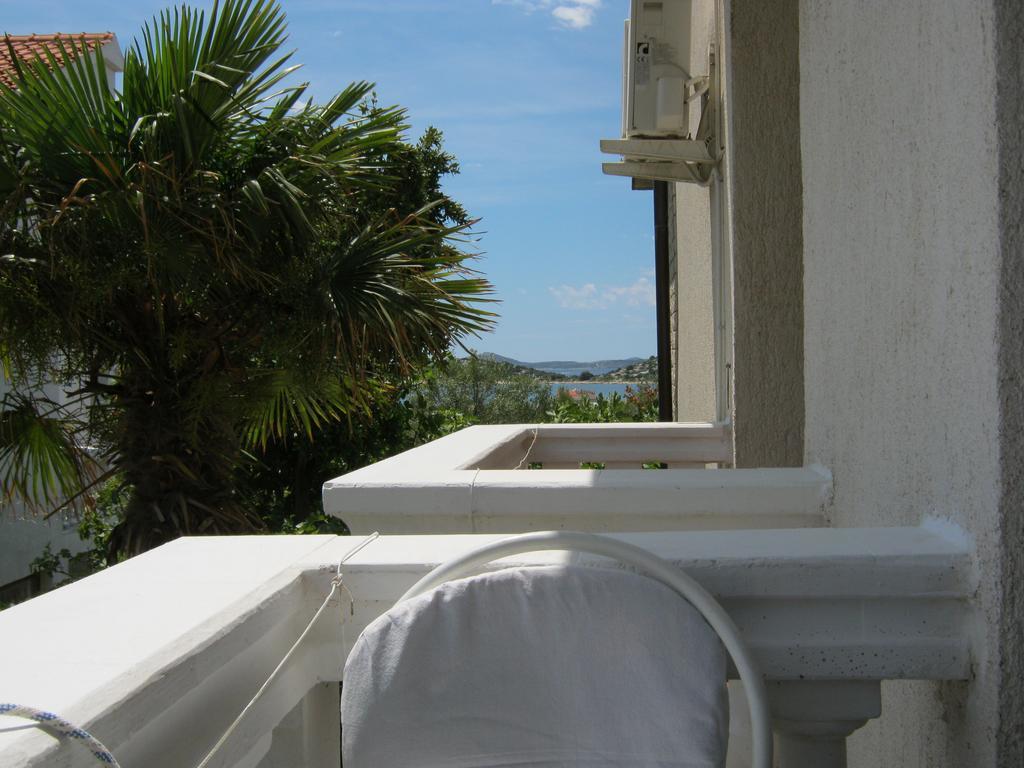 Apartments Nestor Tribalj Exterior foto